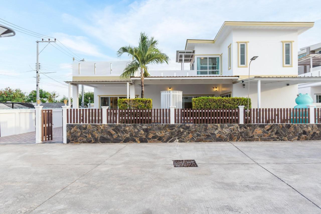 Fira Villa Huahin Exterior foto